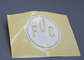 Etiquetas feitas sob encomenda da transferência térmica do silicone da roupa com logotipo cortado branco