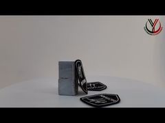 Assistir: Patches impressos em tela de sarja 3D de alta densidade de 0,2 mm para vitrine de roupas infantis