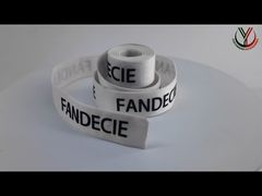 Apresente a faixa elástica personalizada para roupas impressa com logotipo preto fosco para você