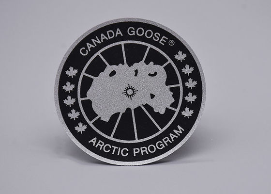 A tela feita sob encomenda impressa etiquetas da transferência térmica para o vestuário